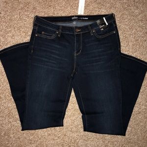 Curvy bootcut jeans - 10